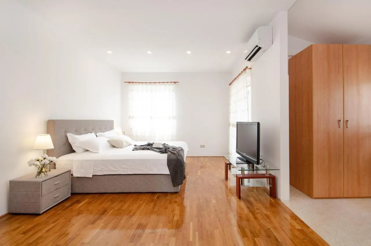 Villa Juliana Rovinj 0*,