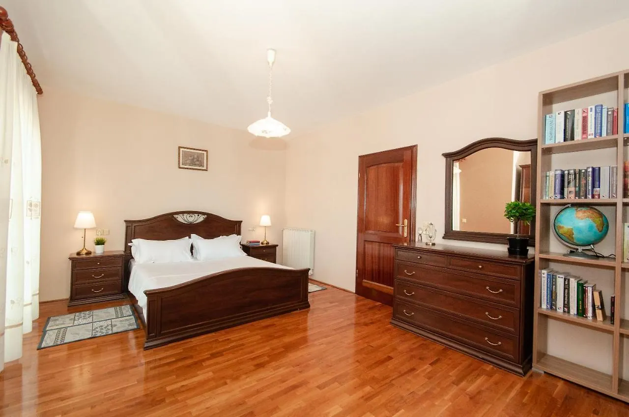 Villa Juliana Rovinj 0*,  Croatia